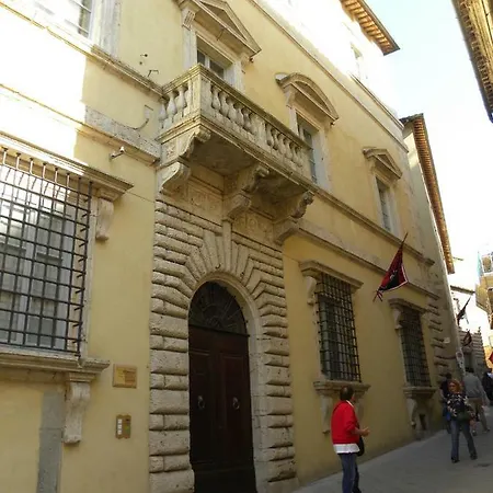 Apartment Mezzanino L Palazzo Gagnoni Grugni *